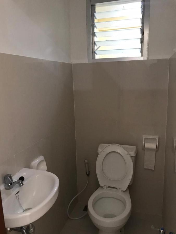 Oyo 621 De Loro Inn Puerto Princesa Kültér fotó